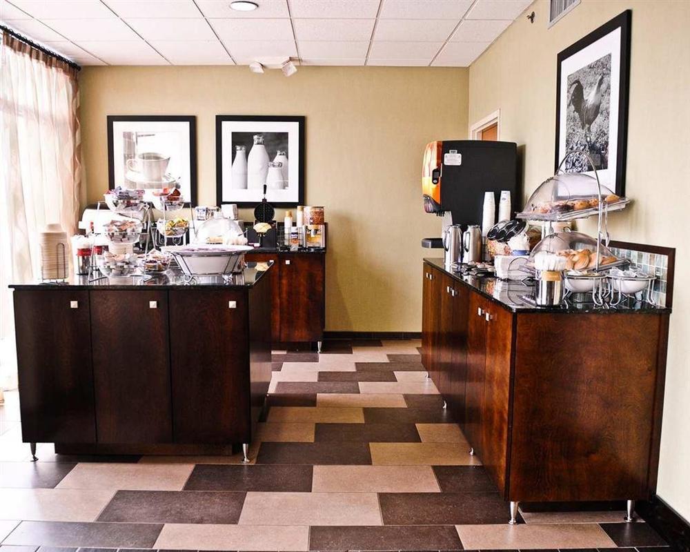Hampton Inn Birmingham/富尔顿戴尔 餐厅 照片