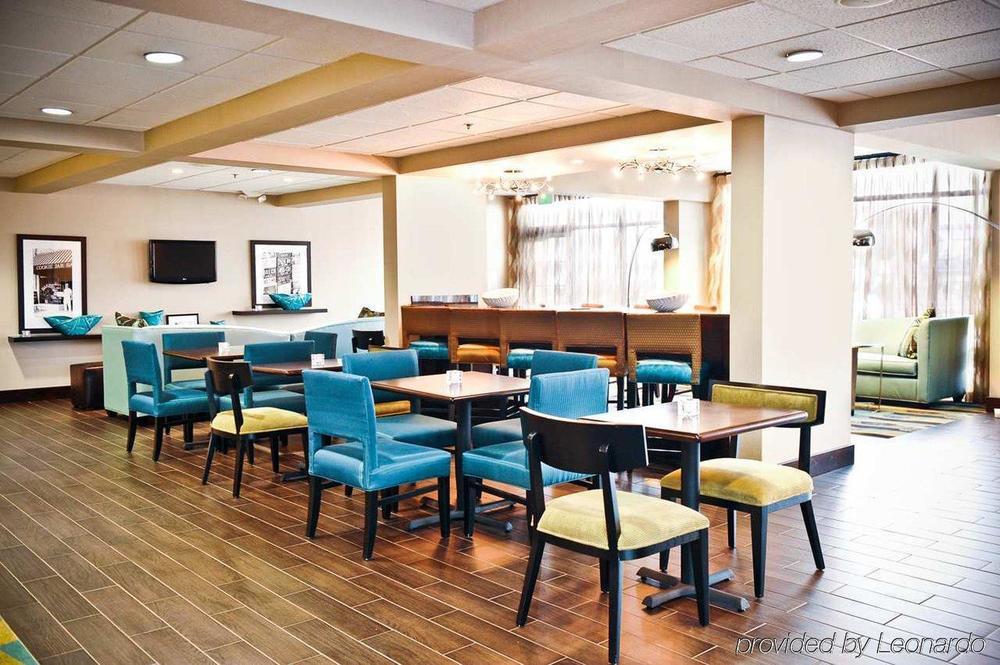 Hampton Inn Birmingham/富尔顿戴尔 餐厅 照片
