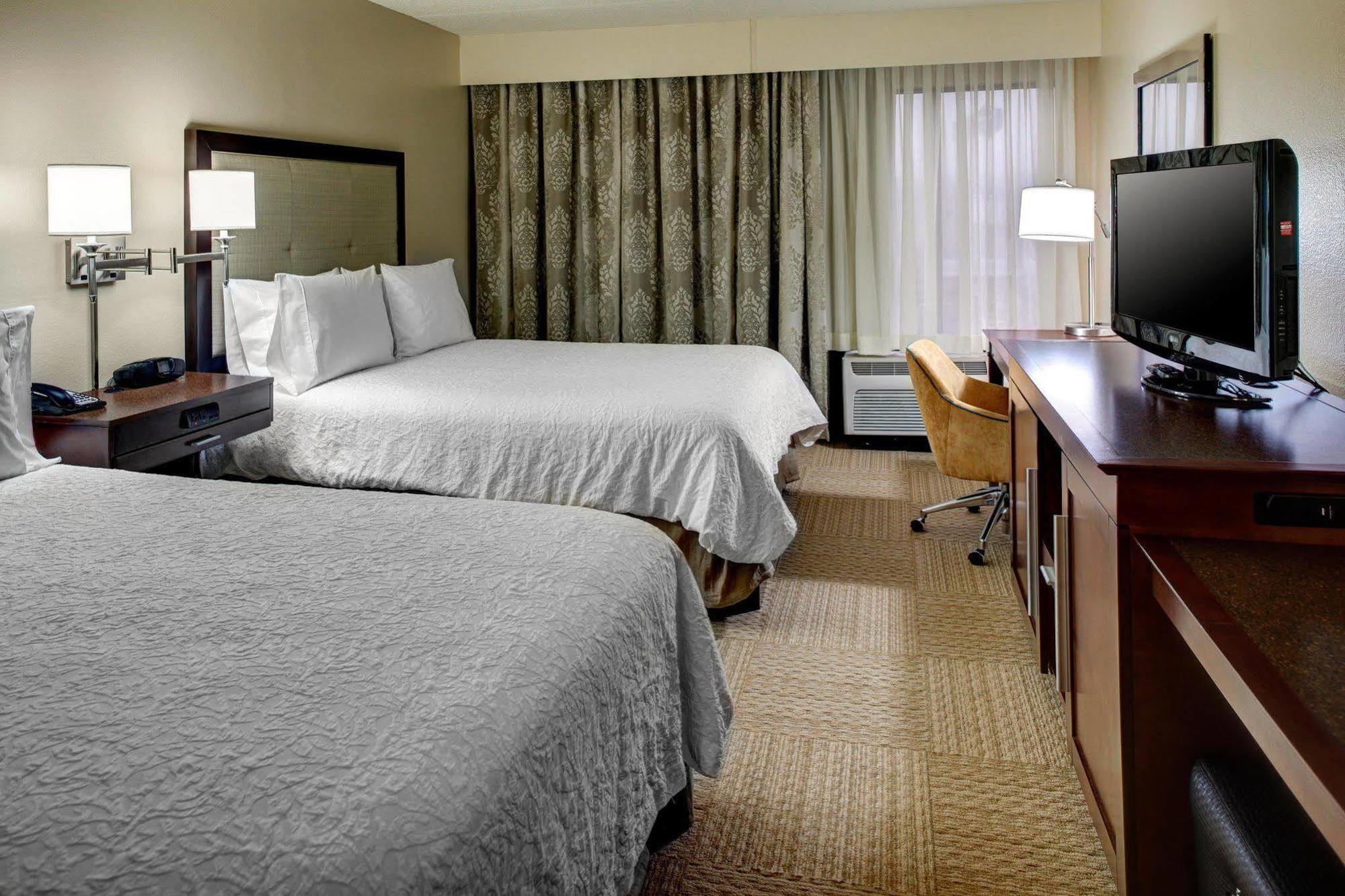 Hampton Inn Birmingham/富尔顿戴尔 外观 照片